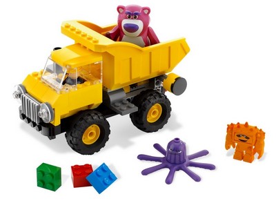 lego 2010 set 7789 Lotso's Dump Truck